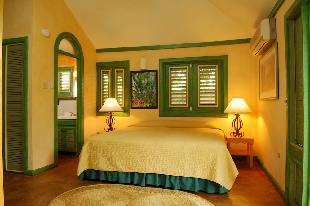 Country Country — Hotel rooms in Negril