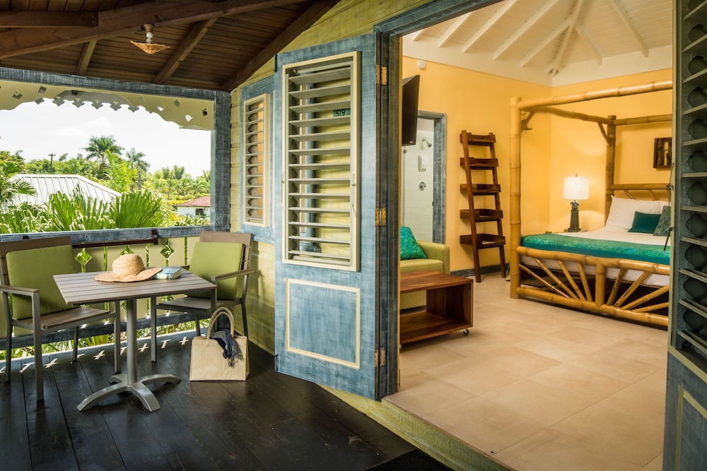 Country Country — Hotel rooms in Negril