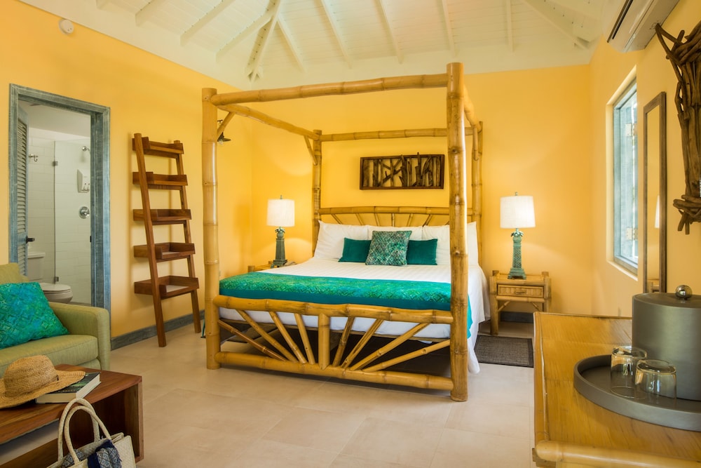Country Country — Hotel rooms in Negril