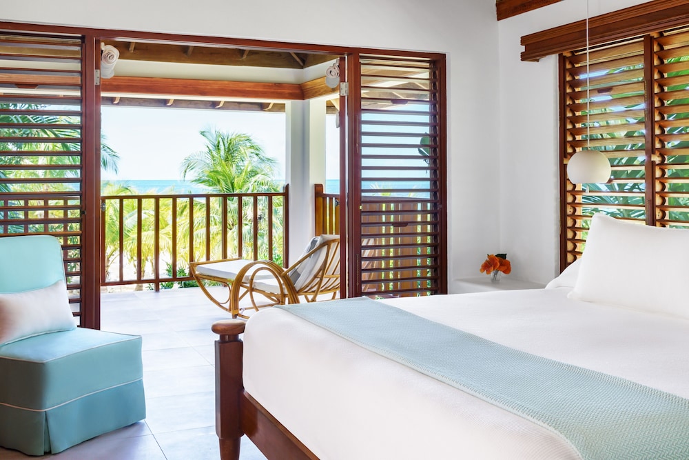 Couples Swept Away All Inclusive — Hotel rooms in Negril