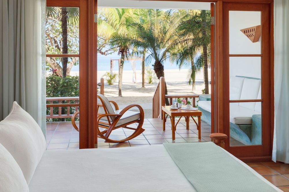 Couples Swept Away All Inclusive — Hotel rooms in Negril