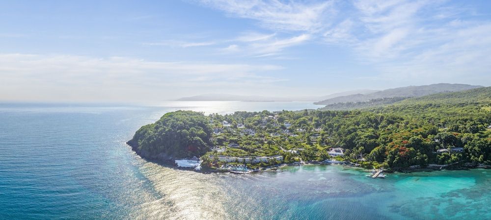 Montego Bay (7 dni) w Round Hill Hotel And Villas z VIE