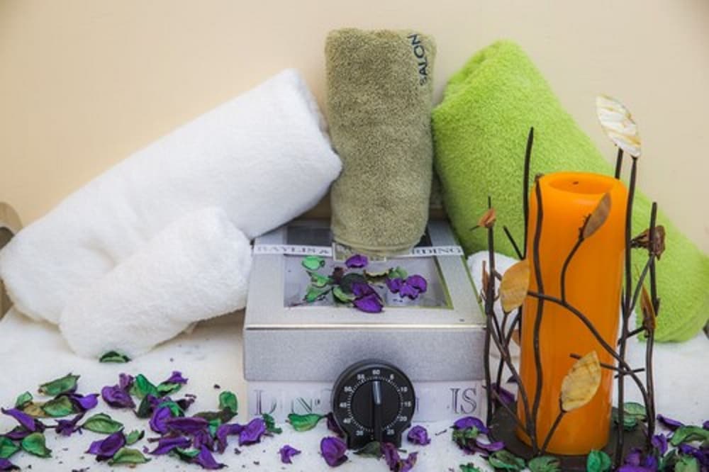 The Cardiff Hotel & Spa — Spa in Runaway Bay