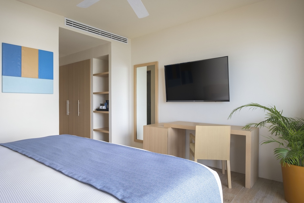 Hotel NYX Cancun All Inclusive — Hotel rooms in Cancun, Quintana Roo