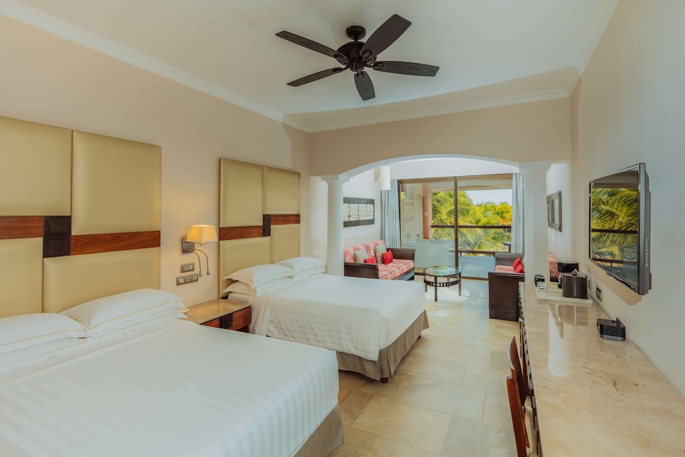 Barceló Maya Beach - All Inclusive — Hotel rooms in Puerto Aventuras, Quintana Roo