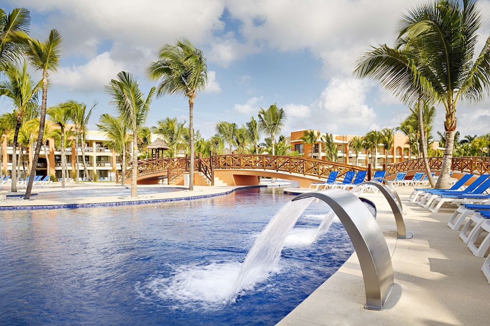 Barceló Maya Beach - All Inclusive — Swimming pool in Puerto Aventuras, Quintana Roo