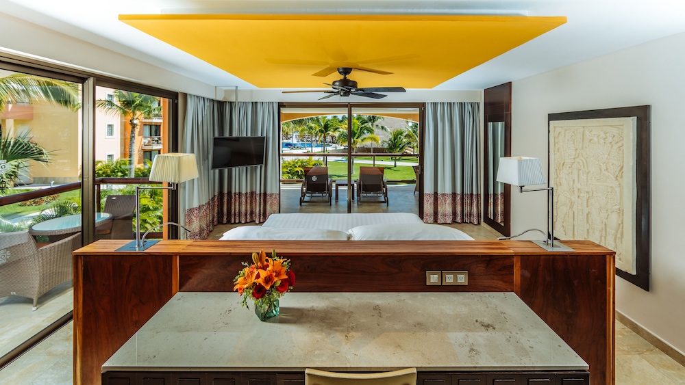 Barceló Maya Beach - All Inclusive — Hotel rooms in Puerto Aventuras, Quintana Roo