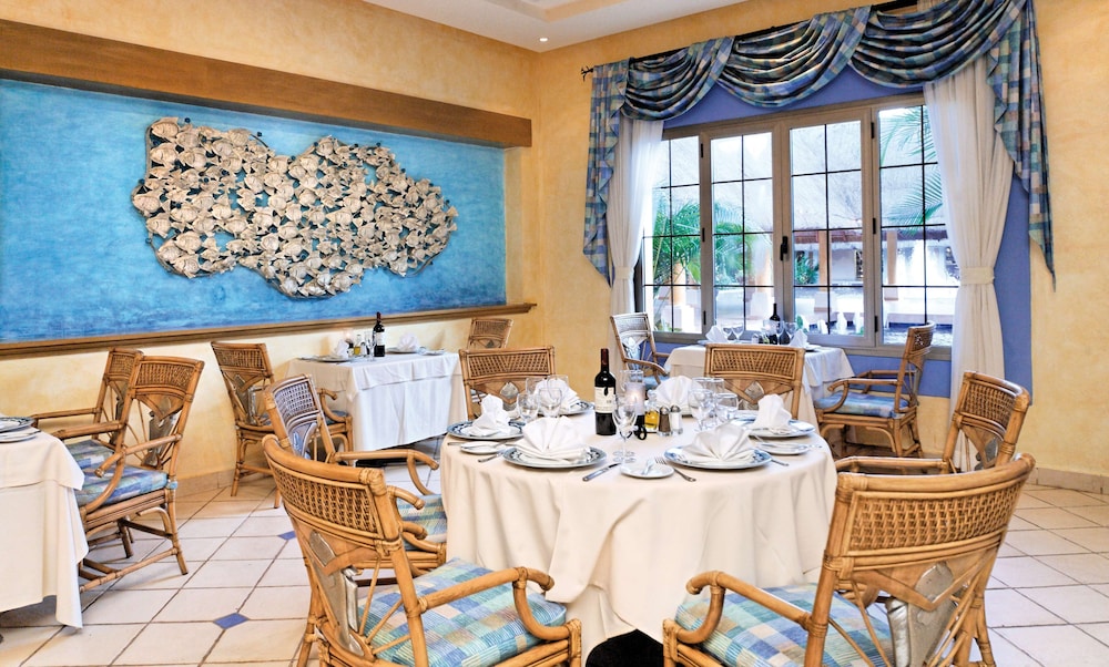 Barceló Maya Colonial - All Inclusive — Restaurant & bars in Puerto Aventuras, Quintana Roo