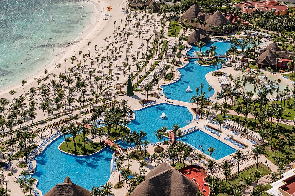Barceló Maya Colonial - All Inclusive — Main photo in Puerto Aventuras, Quintana Roo