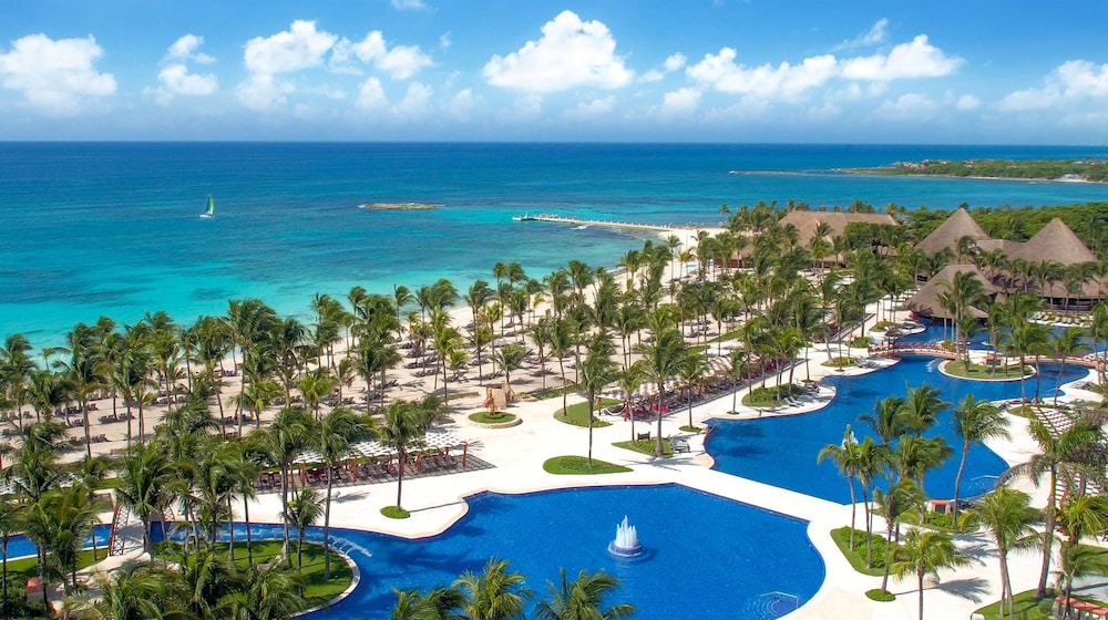 Barceló Maya Colonial - All Inclusive — Beach in Puerto Aventuras, Quintana Roo