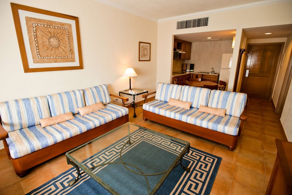Barceló Maya Colonial - All Inclusive — Hotel rooms in Puerto Aventuras, Quintana Roo