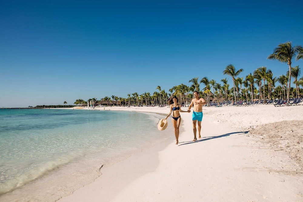 Barceló Maya Tropical - All Inclusive — Beach in Puerto Aventuras, Quintana Roo