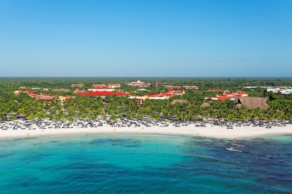Barceló Maya Tropical - All Inclusive — Beach in Puerto Aventuras, Quintana Roo