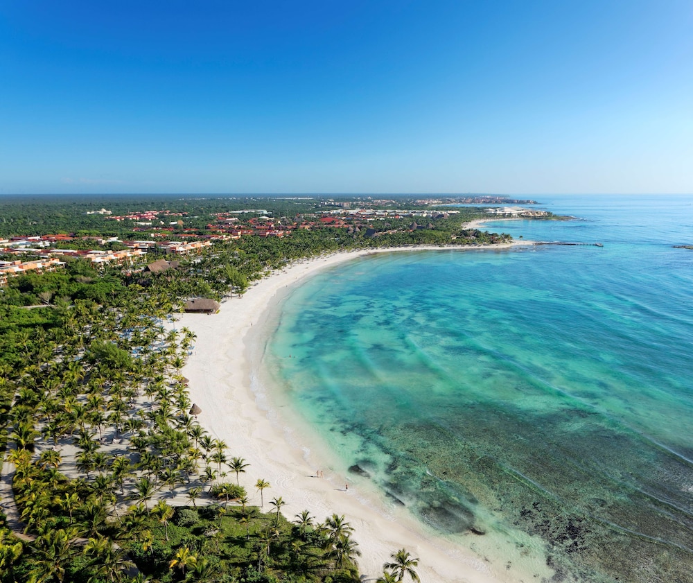 Barceló Maya Tropical - All Inclusive — Beach in Puerto Aventuras, Quintana Roo