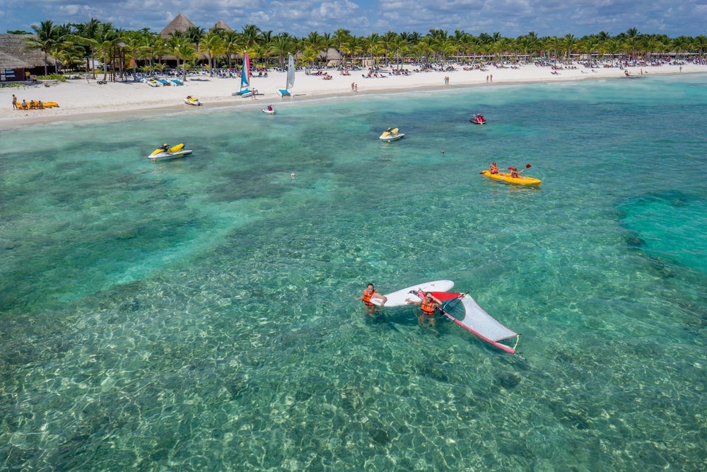 Barceló Maya Tropical - All Inclusive — Beach in Puerto Aventuras, Quintana Roo
