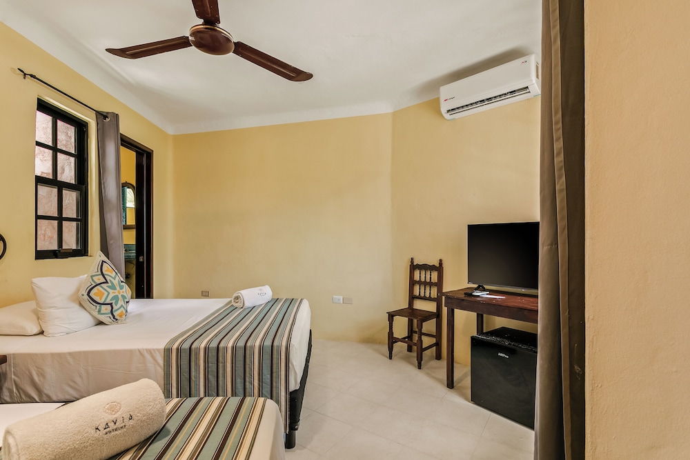 Hotel Barrio Latino — Hotel rooms in Playa del Carmen, Quintana Roo