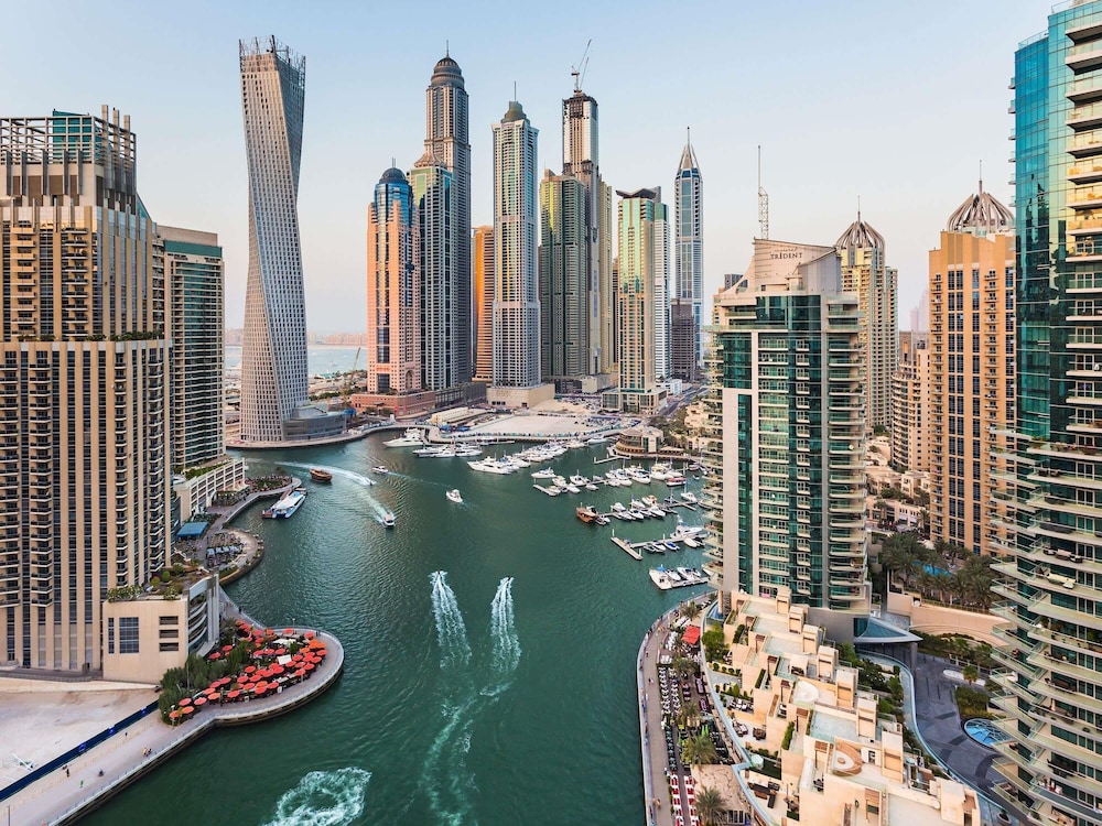 The Retreat Palm Dubai MGallery by Sofitel — Attractions in the area in Dubai