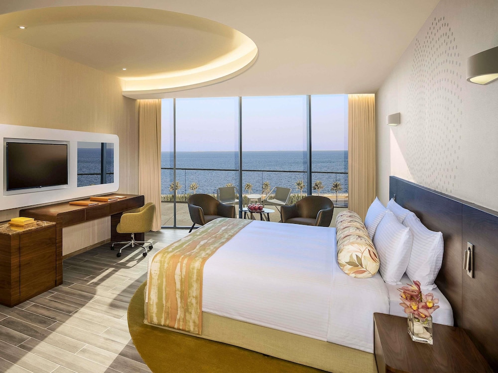 The Retreat Palm Dubai MGallery by Sofitel — Hotel rooms in Dubai