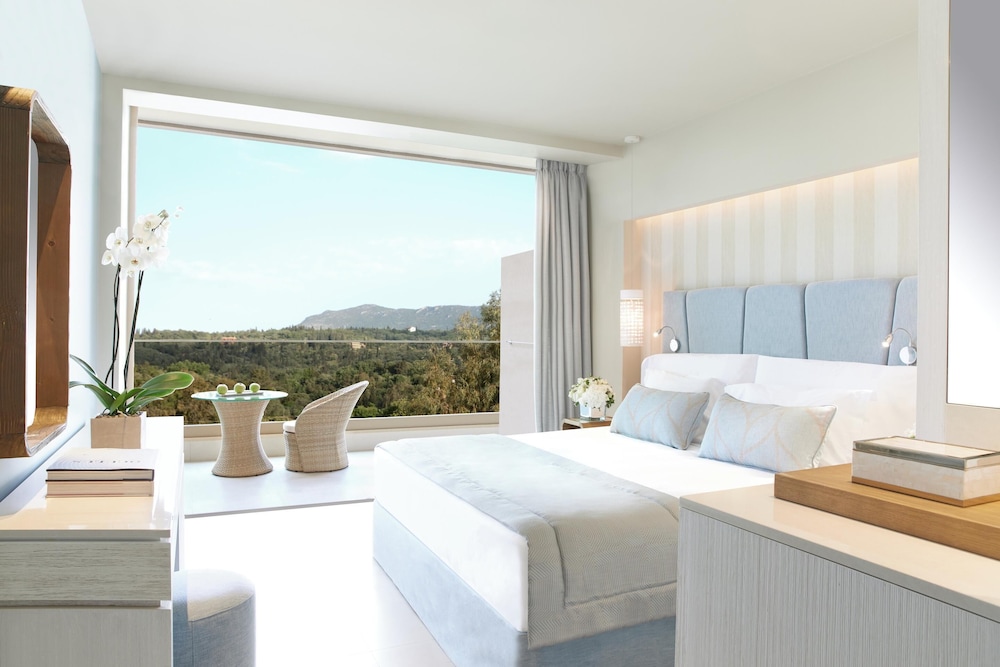 Ikos Dassia - All Inclusive — Rooms in Dassia, Ionian Islands