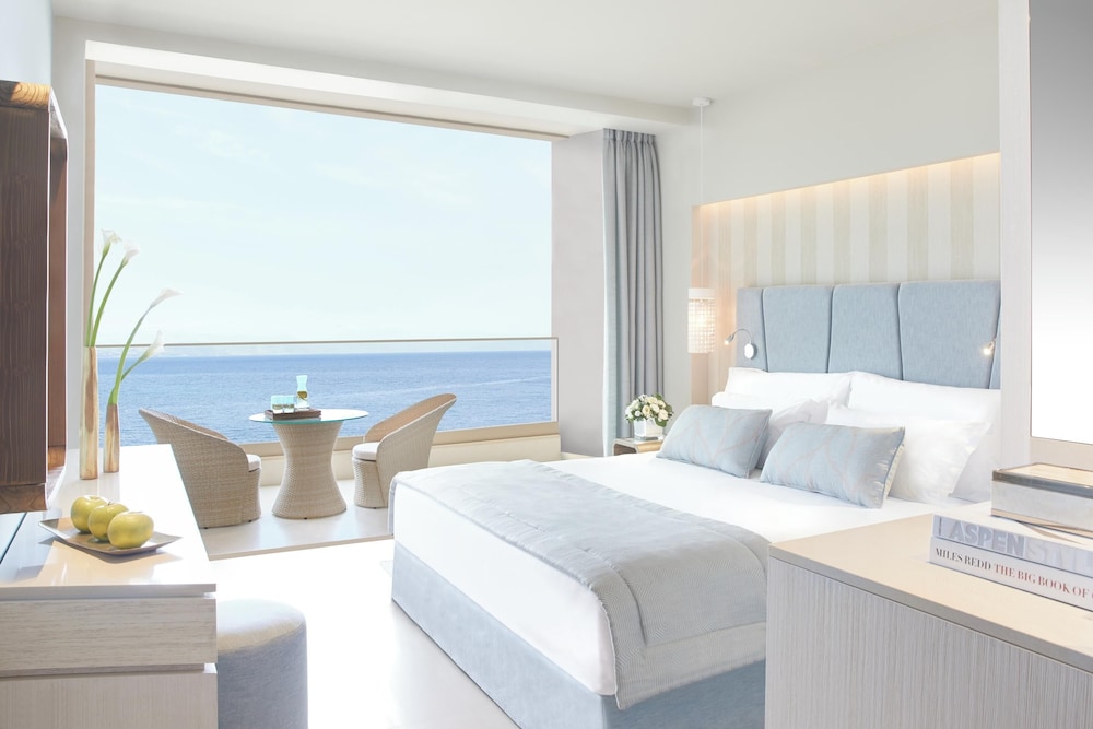 Ikos Dassia - All Inclusive — Rooms in Dassia, Ionian Islands