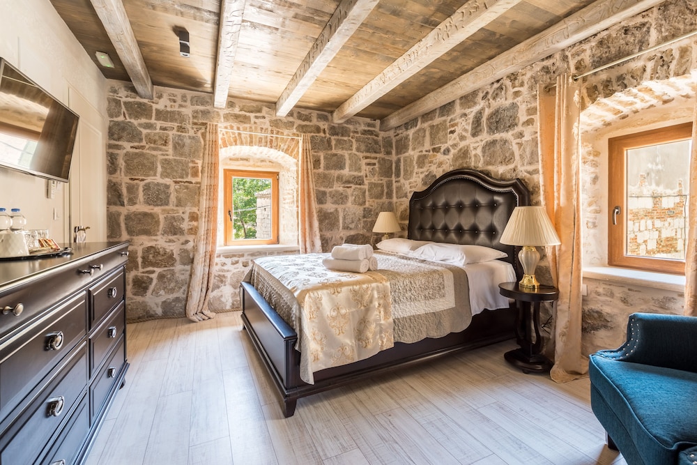 Heritage Palace Varos - MAG Quaint & Elegant Boutique Hotels — Hotel rooms in Split, Split-Dalmatia