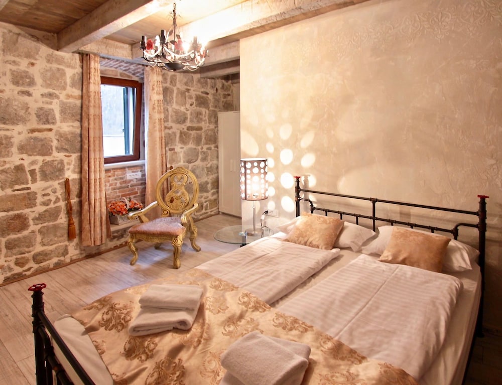 Heritage Palace Varos - MAG Quaint & Elegant Boutique Hotels — Hotel rooms in Split, Split-Dalmatia