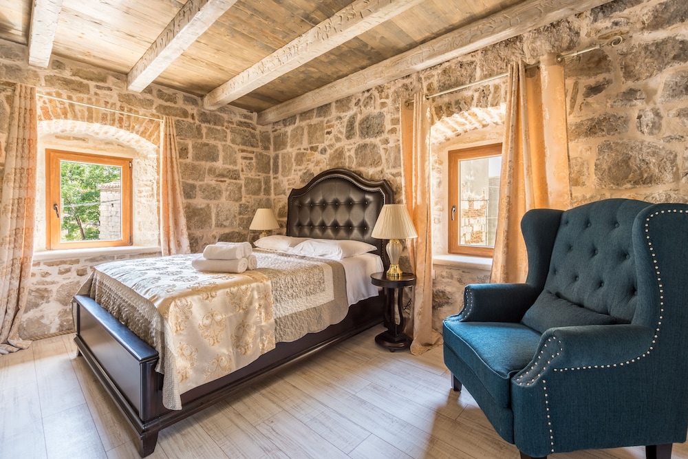 Heritage Palace Varos - MAG Quaint & Elegant Boutique Hotels — Hotel rooms in Split, Split-Dalmatia