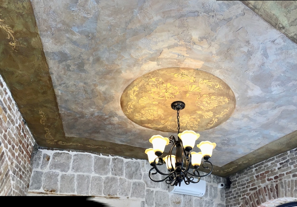 Heritage Palace Varos - MAG Quaint & Elegant Boutique Hotels — Restaurant & bars in Split, Split-Dalmatia