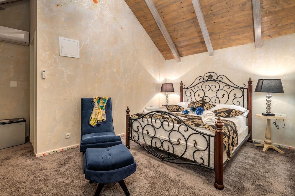Heritage Palace Varos - MAG Quaint & Elegant Boutique Hotels — Hotel rooms in Split, Split-Dalmatia