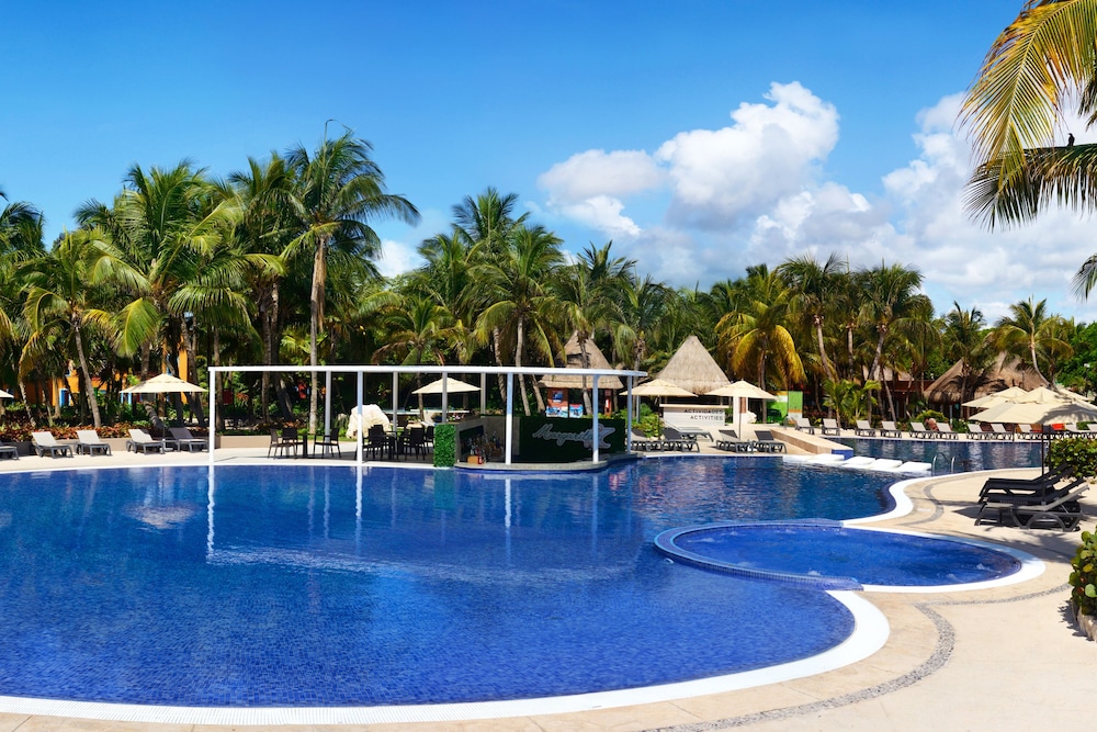 Catalonia Playa Maroma – All Inclusive — Swimming pool in Playa del Carmen, Quintana Roo