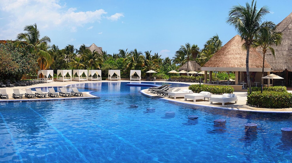 Catalonia Playa Maroma – All Inclusive — Swimming pool in Playa del Carmen, Quintana Roo