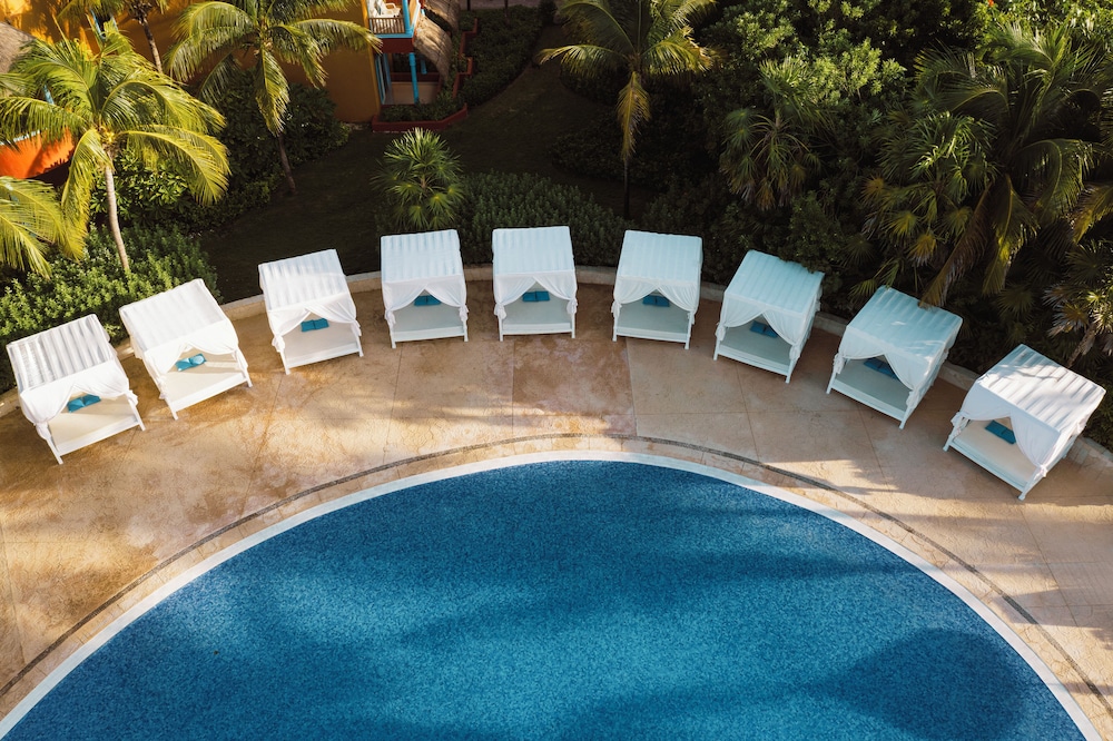 Catalonia Playa Maroma – All Inclusive — Swimming pool in Playa del Carmen, Quintana Roo