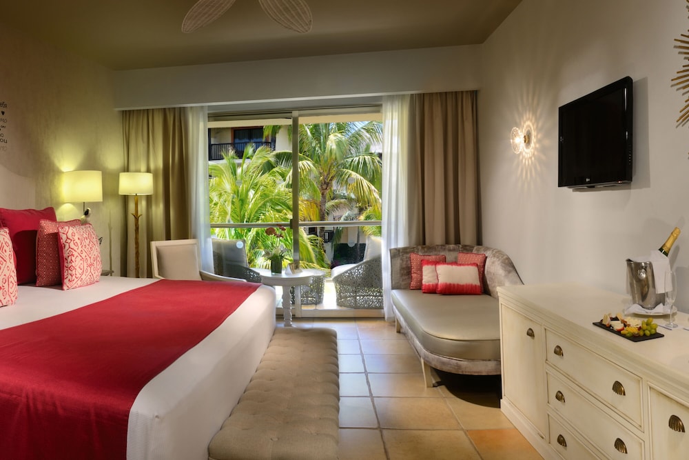 Catalonia Royal Tulum  Adults Only - All Inclusive — Hotel rooms in Puerto Aventuras, Quintana Roo
