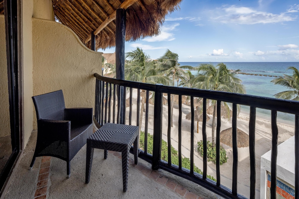 Catalonia Yucatan Beach - All Inclusive — Hotel rooms in Puerto Aventuras, Quintana Roo