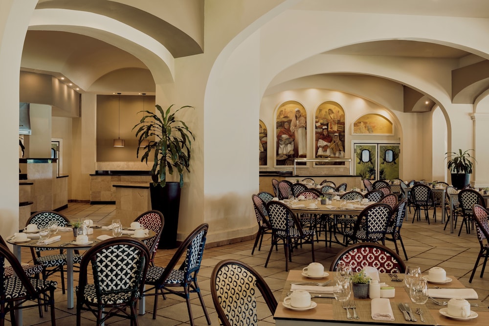 Catalonia Yucatan Beach - All Inclusive — Restaurant & bars in Puerto Aventuras, Quintana Roo