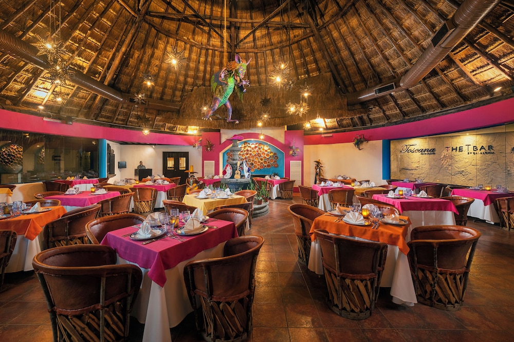 Catalonia Yucatan Beach - All Inclusive — Restaurant & bars in Puerto Aventuras, Quintana Roo