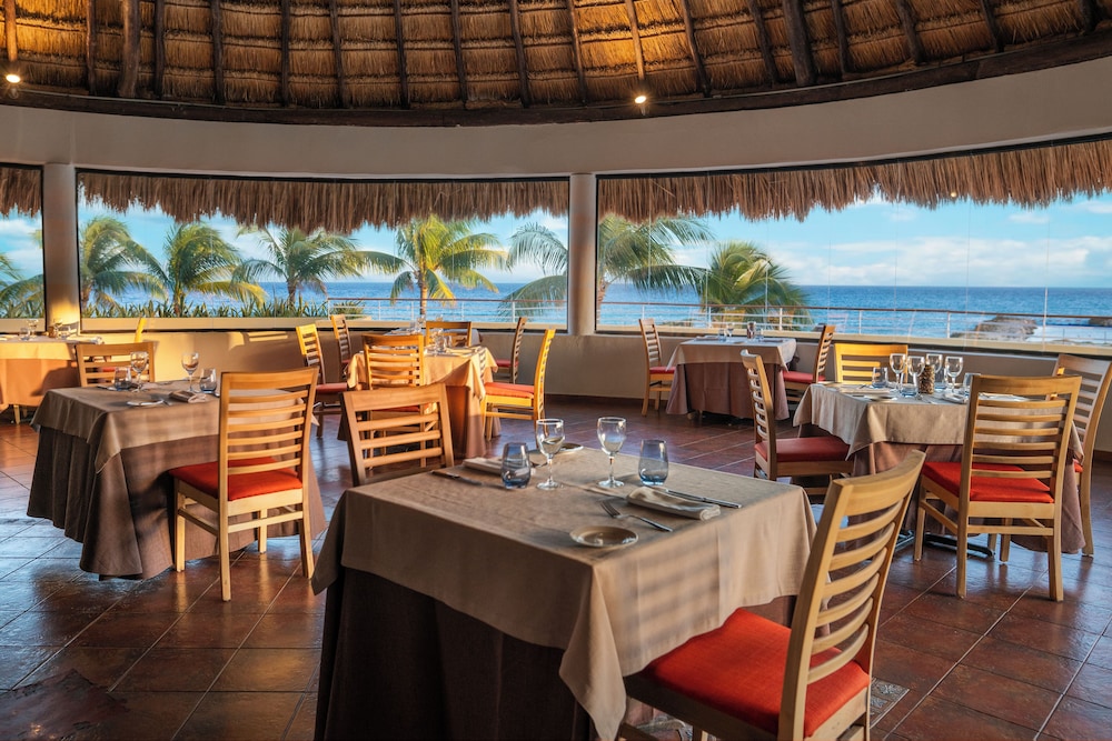Catalonia Yucatan Beach - All Inclusive — Restaurant & bars in Puerto Aventuras, Quintana Roo