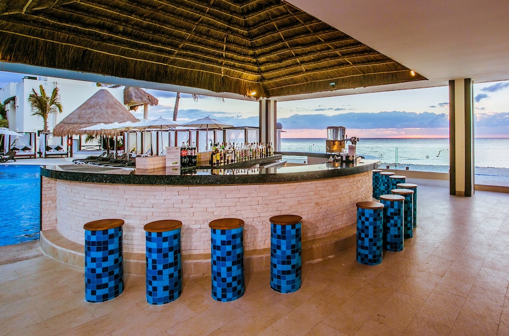 Desire Riviera Maya Resort – All Inclusive, Exclusively for Couples — Restaurant & bars in Puerto Morelos, Quintana Roo