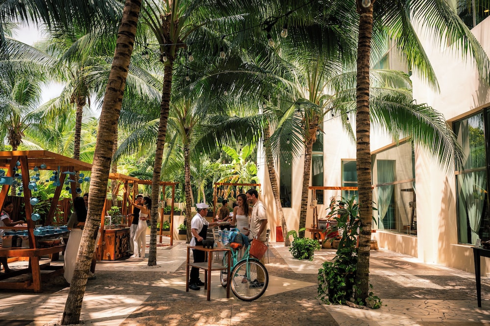 El Dorado Seaside Suites Oceanfront, All & More Inclusive - Adults Only - All inclusive — Restaurant & bars in Xetna, Quintana Roo