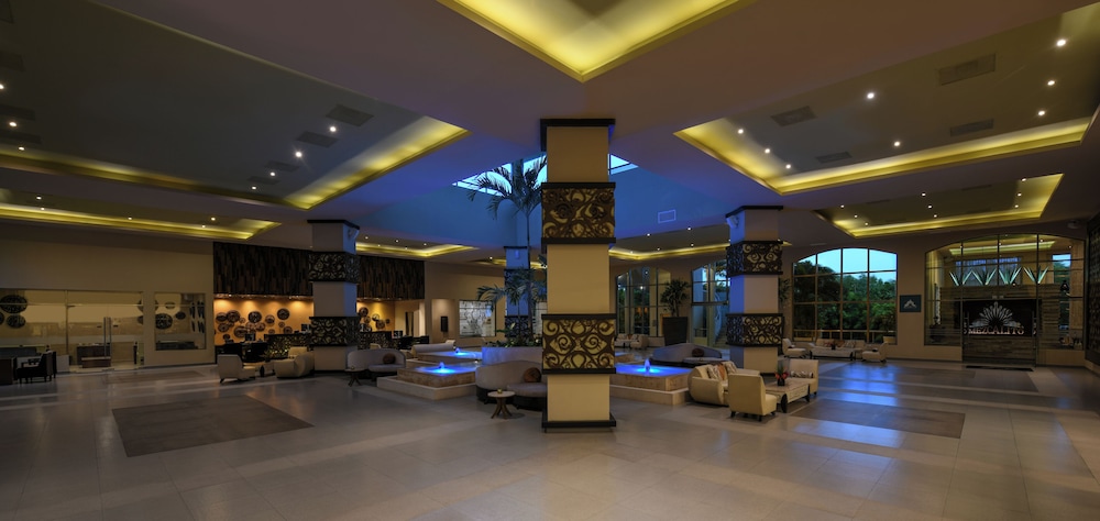 El Dorado Seaside Suites Oceanfront, All & More Inclusive - Adults Only - All inclusive — Hotel building in Xetna, Quintana Roo