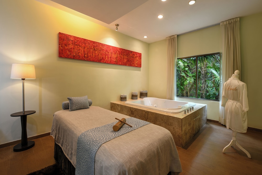 El Dorado Seaside Suites Oceanfront, All & More Inclusive - Adults Only - All inclusive — Spa in Xetna, Quintana Roo