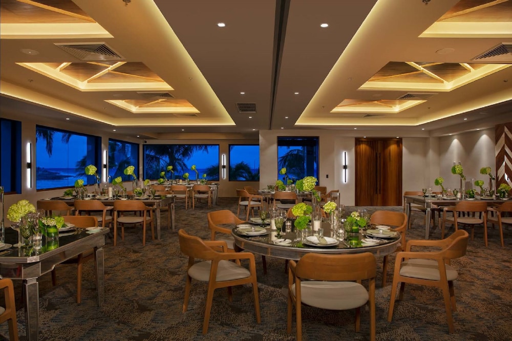 Dreams Aventuras Riviera Maya - All Inclusive — Restaurant & bars in Puerto Aventuras, Quintana Roo