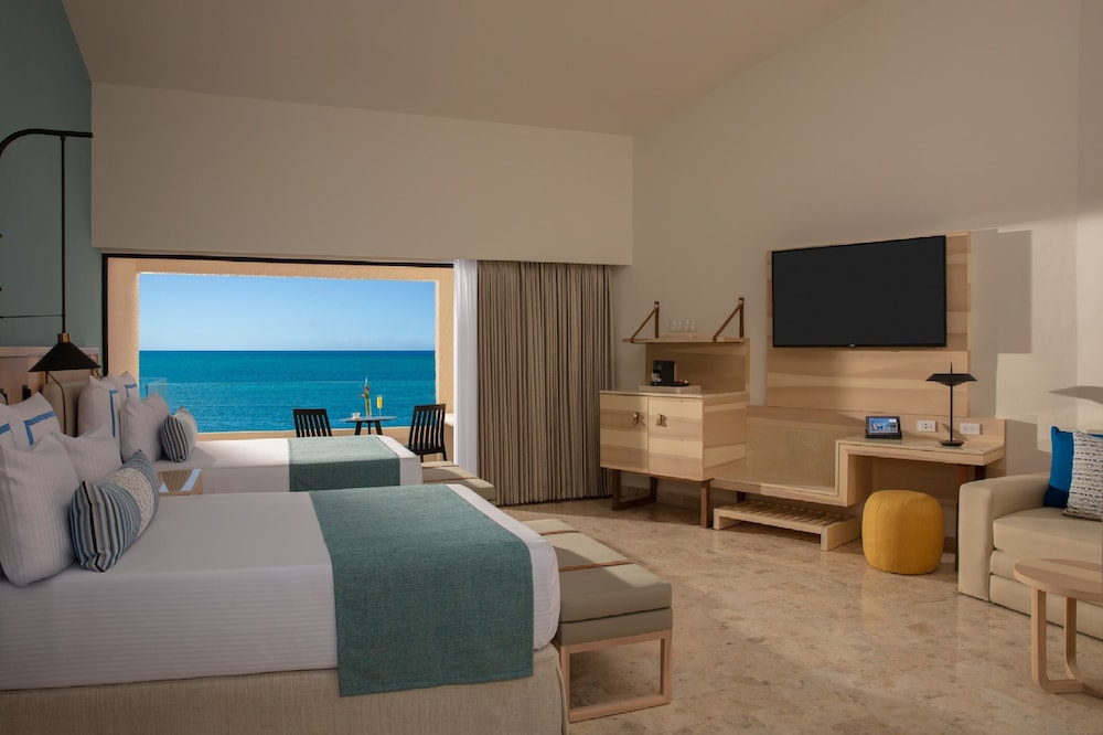 Dreams Aventuras Riviera Maya - All Inclusive — Hotel rooms in Puerto Aventuras, Quintana Roo