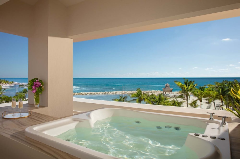 Dreams Aventuras Riviera Maya - All Inclusive — Hotel rooms in Puerto Aventuras, Quintana Roo