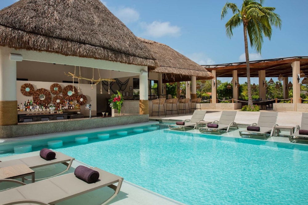 Dreams Aventuras Riviera Maya - All Inclusive — Swimming pool in Puerto Aventuras, Quintana Roo