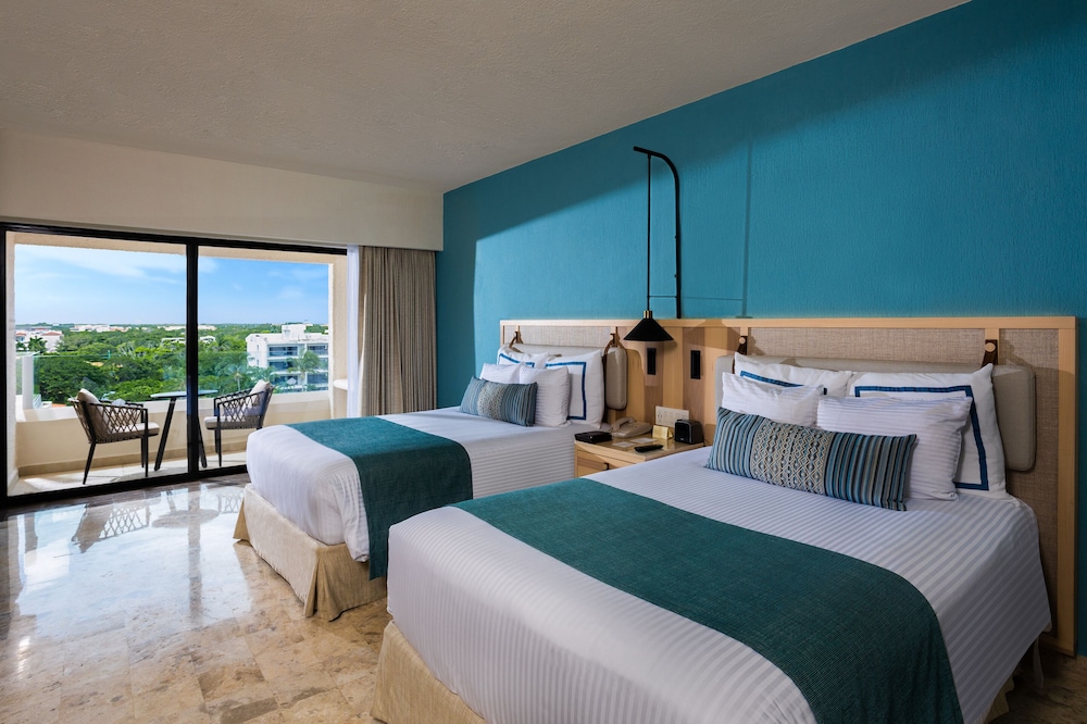 Dreams Aventuras Riviera Maya - All Inclusive — Hotel rooms in Puerto Aventuras, Quintana Roo
