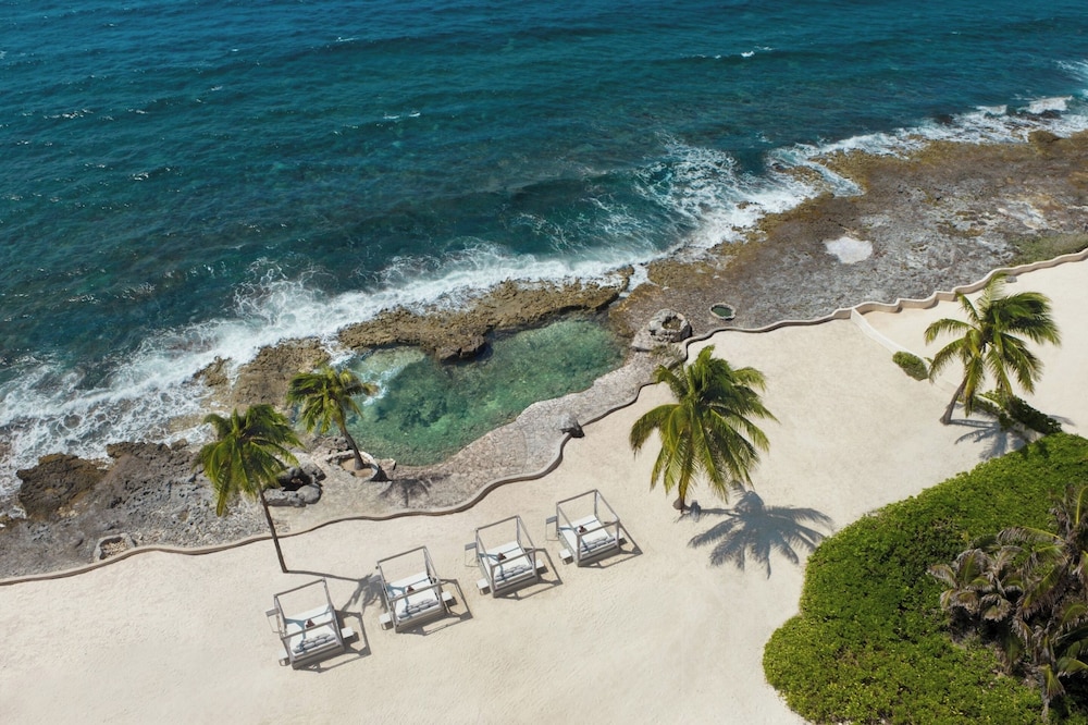Dreams Aventuras Riviera Maya - All Inclusive — Beach in Puerto Aventuras, Quintana Roo