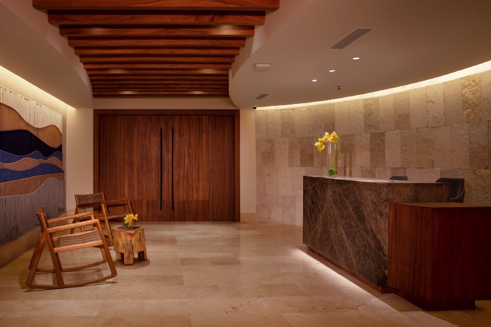 Dreams Aventuras Riviera Maya - All Inclusive — Hotel building in Puerto Aventuras, Quintana Roo