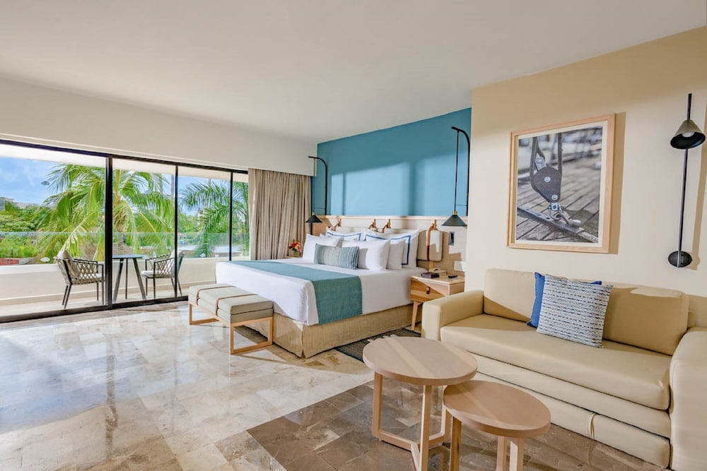 Dreams Aventuras Riviera Maya - All Inclusive — Hotel rooms in Puerto Aventuras, Quintana Roo