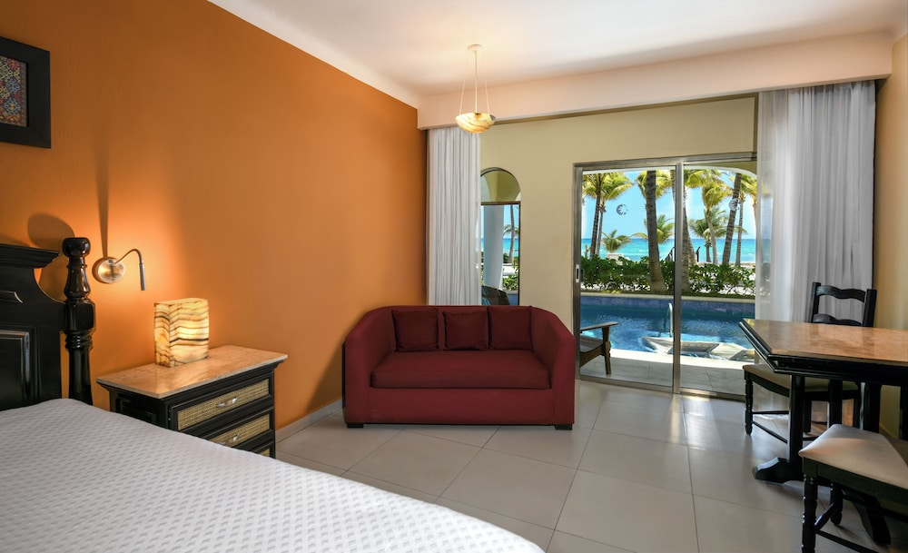 El Dorado Royale, All & More Inclusive Adults Only — Hotel rooms in Playa del Carmen, Quintana Roo